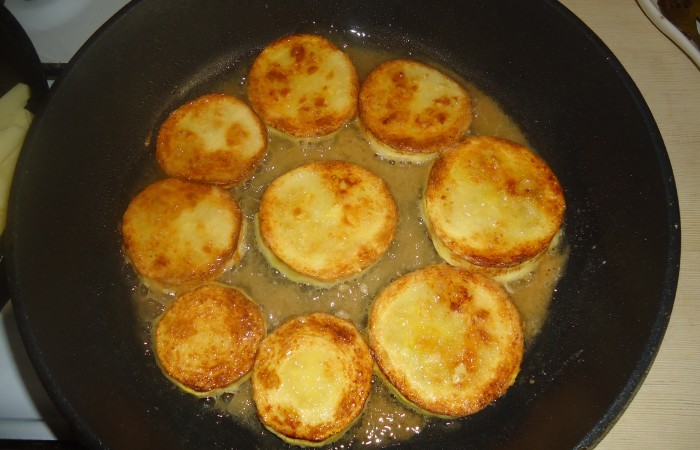 Жареный картофель с кабачками рецепт Жареный картофель с кабачками рецепт