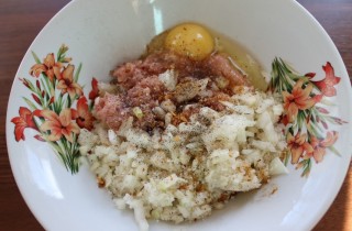 Котлеты куриные с капустой