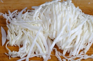 Квашеная капуста с пряностями