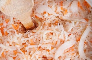 Квашеная капуста с пряностями