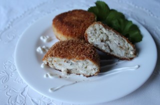 Куриные котлеты с картофельным пюре