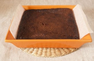 Шоколадный пирог с фундуком