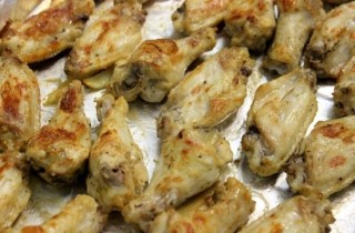 Запеченные куриные крылышки