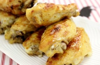 Запеченные куриные крылышки