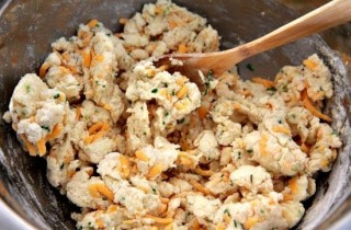 Булочки с сыром и зеленым луком