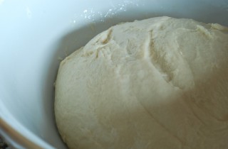 Пышные булочки с сыром