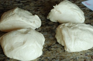 Пышные булочки с сыром