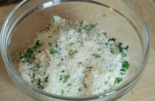 Пышные булочки с сыром