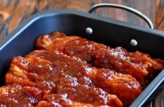 Ребрышки по-канадски, запеченные в духовке