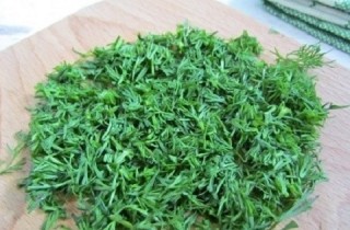 Салат с редисом, огурцом и авокадо