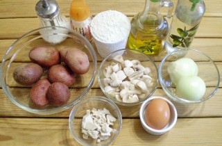 Жареные пирожки с грибами и картошкой