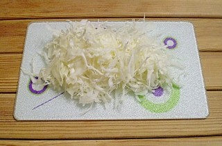 Жареные пирожки с капустой и грибами