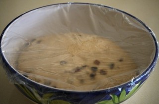 Кулич пасхальный с изюмом