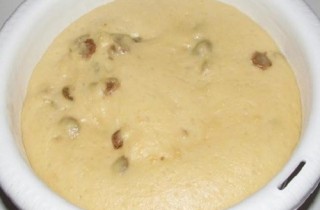 Кулич с изюмом
