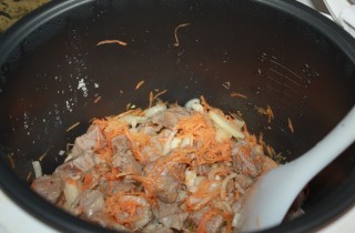 Рассыпчатый плов в мультиварке
