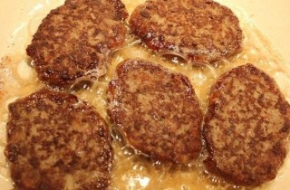 Печеночные котлеты с картофелем