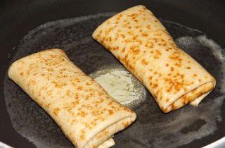 Вкусные блинчики с творогом