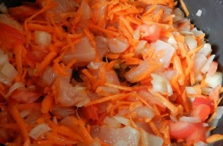 Плов с курицей и овощами в мультиварке