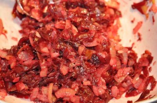 Салат из свеклы с луком