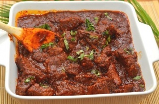 Вкусный гуляш из говядины - фото шага 8