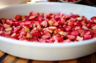 Пирог с ревенем - фото шага 10