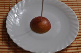 Новогодняя елка из сыра - фото шага 1