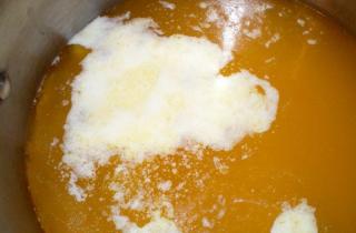 Топленое сливочное масло - фото шага 2