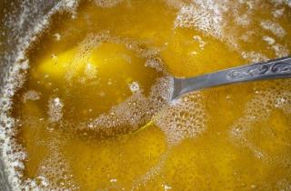 Топленое сливочное масло - фото шага 4