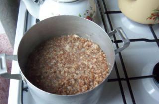Гречневая каша с курицей - фото шага 3