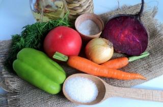 Консервированный борщ - фото шага 1