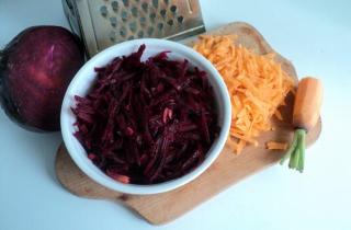 Консервированный борщ - фото шага 2