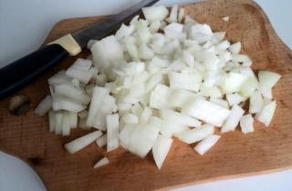 Консервированный борщ - фото шага 3