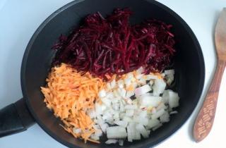 Консервированный борщ - фото шага 5