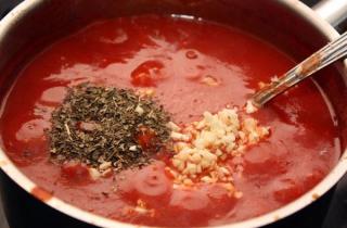 Томатный соус для пиццы - фото шага 3