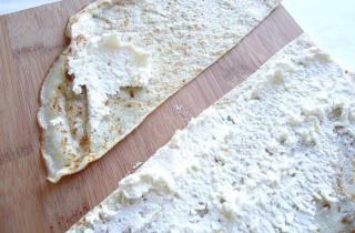 Блины с творожно-сливочной начинкой - фото шага 5