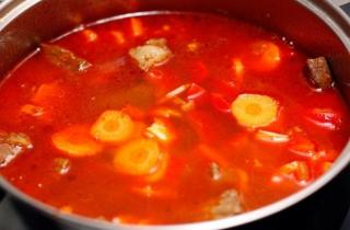 Сочный гуляш из говядины - фото шага 7