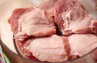 Свинина на барбекюшнице - фото шага 1