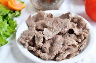 Мясной салат 