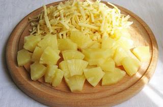 Салат из курицы с ананасами - фото шага 4