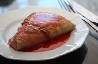 Блинчики со сливами - фото шага 11