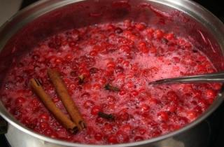 Брусничное варенье - фото шага 3