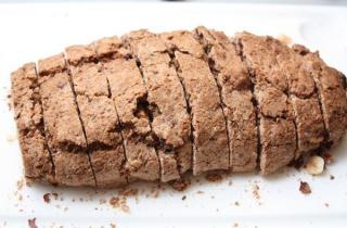 Шоколадные бискотти с фундуком - фото шага 7