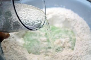 Тесто для пиццы классическое - фото шага 2