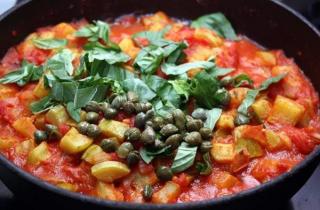 Закрытая пицца кальцоне с овощами - фото шага 5