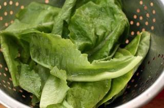 Зеленый коктейль с бананами и нектаринами - фото шага 1