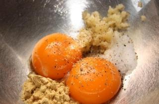 Чесночный майонез - фото шага 1