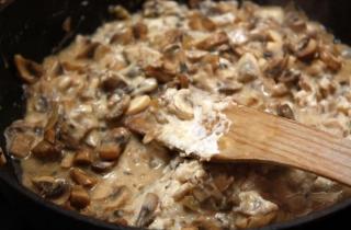 Грибной соус из шампиньонов - фото шага 3