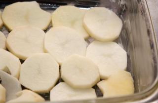 Картофельная запеканка с фаршем из индюшатины - фото шага 2