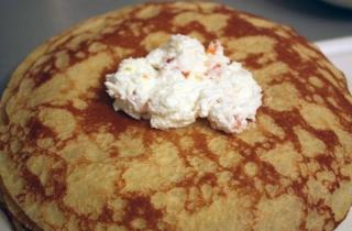 Кукурузные блинчики с творогом и кумкватом - фото шага 4