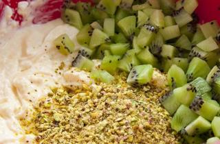 Порционный чизкейк с киви - фото шага 4